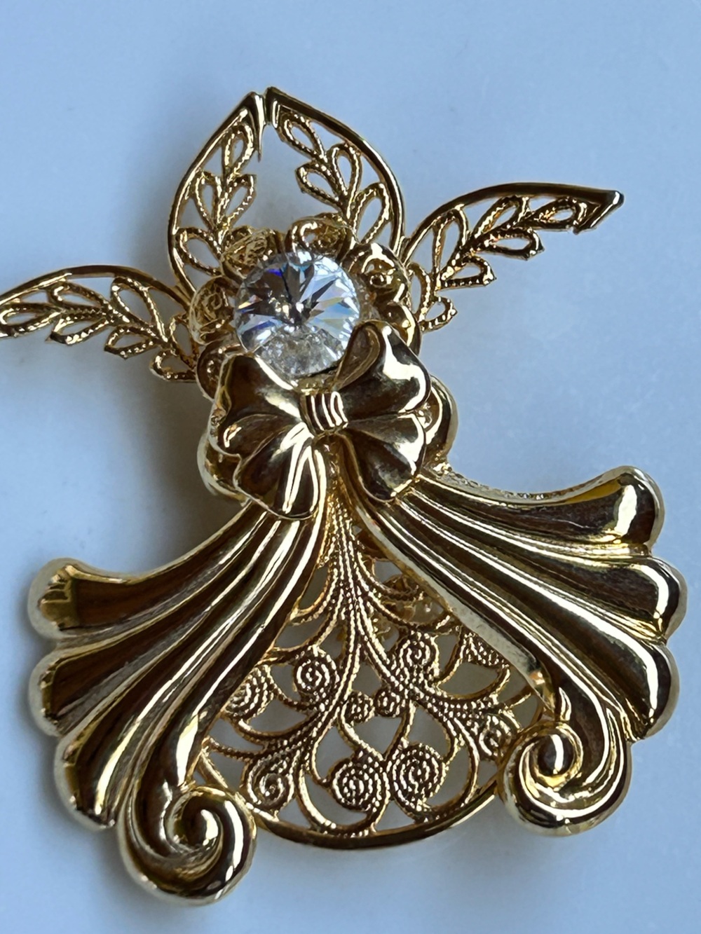 Vintage Gold Tone Filigree Angel Bow Brooch with Clear Rhinestone by Jane